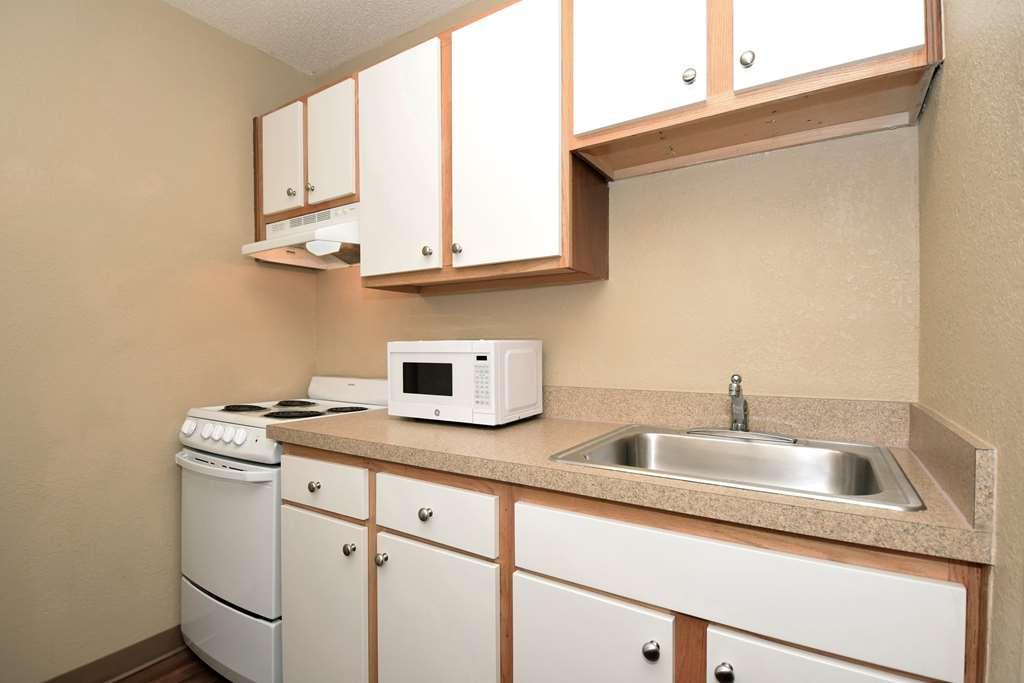 Extended Stay America Suites - Cleveland - Westlake Room photo